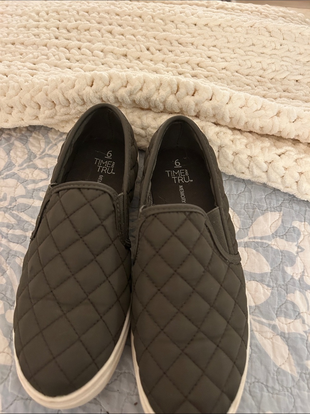 Slip ons